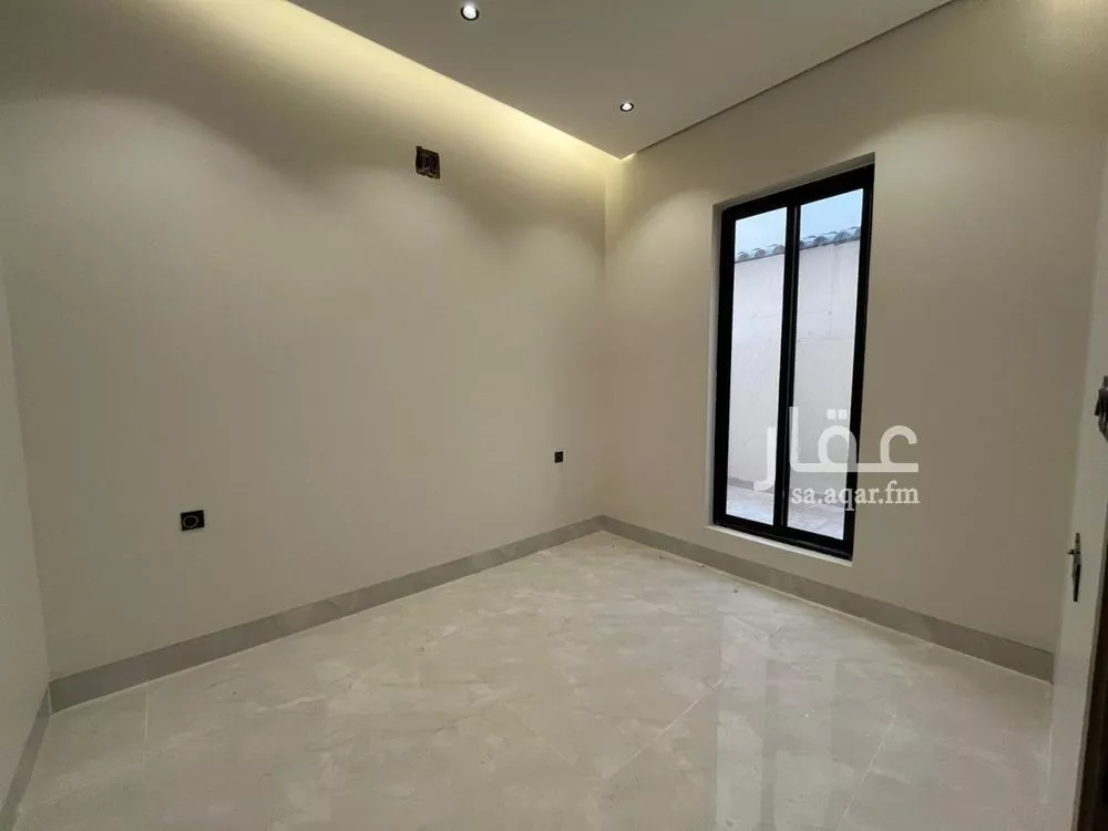 4 bedroom villa in Al Mahdiyyah 27