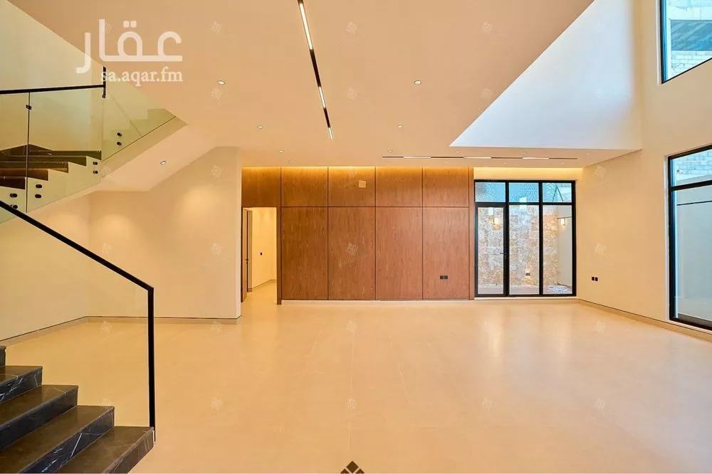 5 bedroom villa in Al Mahdiyyah 25