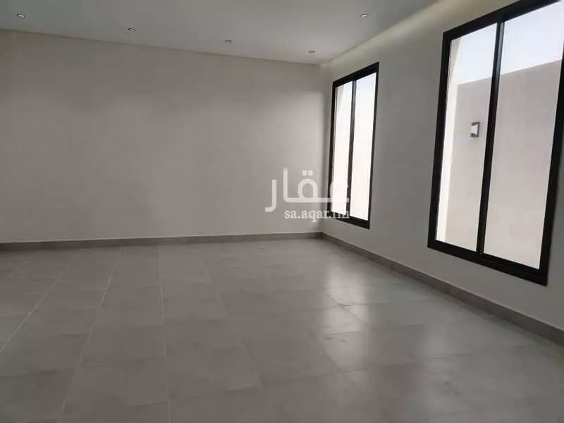 4 bedroom villa in Al Janadriyah 11