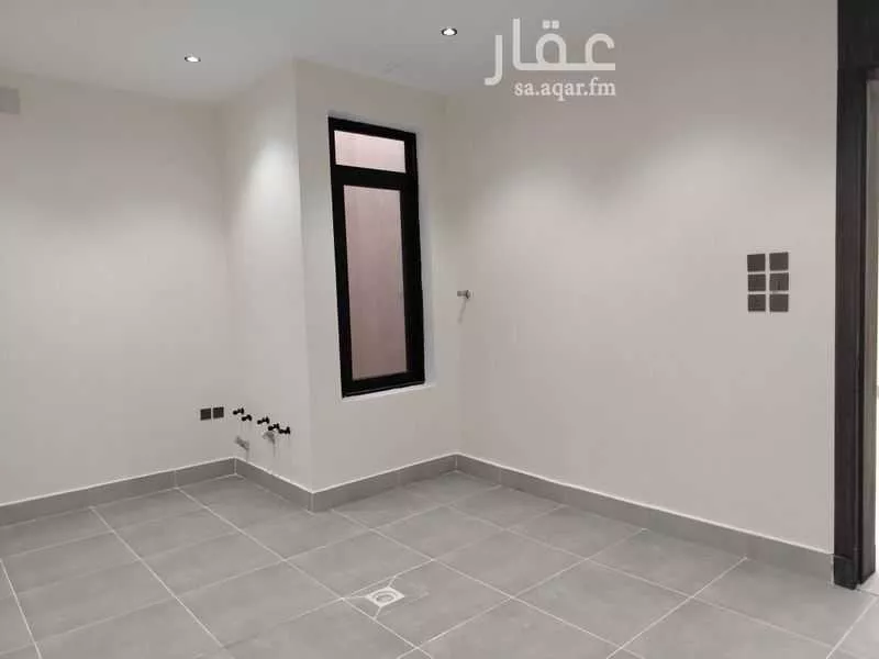 4 bedroom villa in Al Janadriyah 19