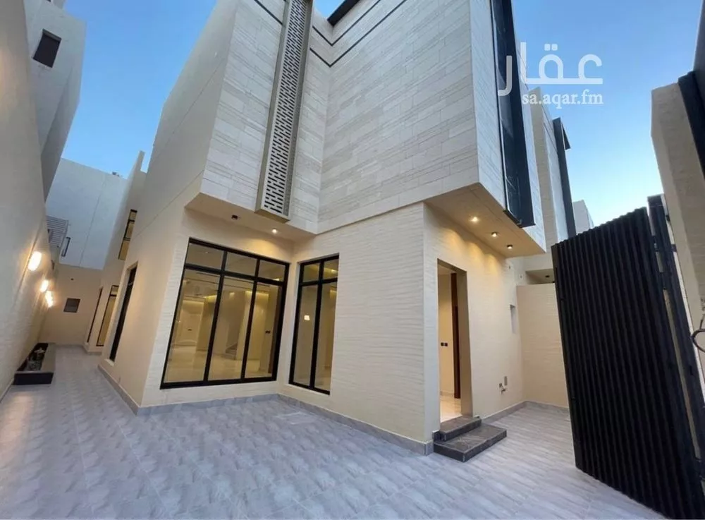 4 bedroom villa in Al Narjis 27