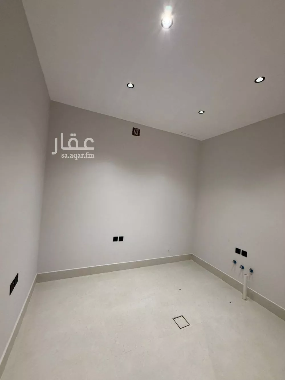 فيلا 8 غرف في المهدية 22