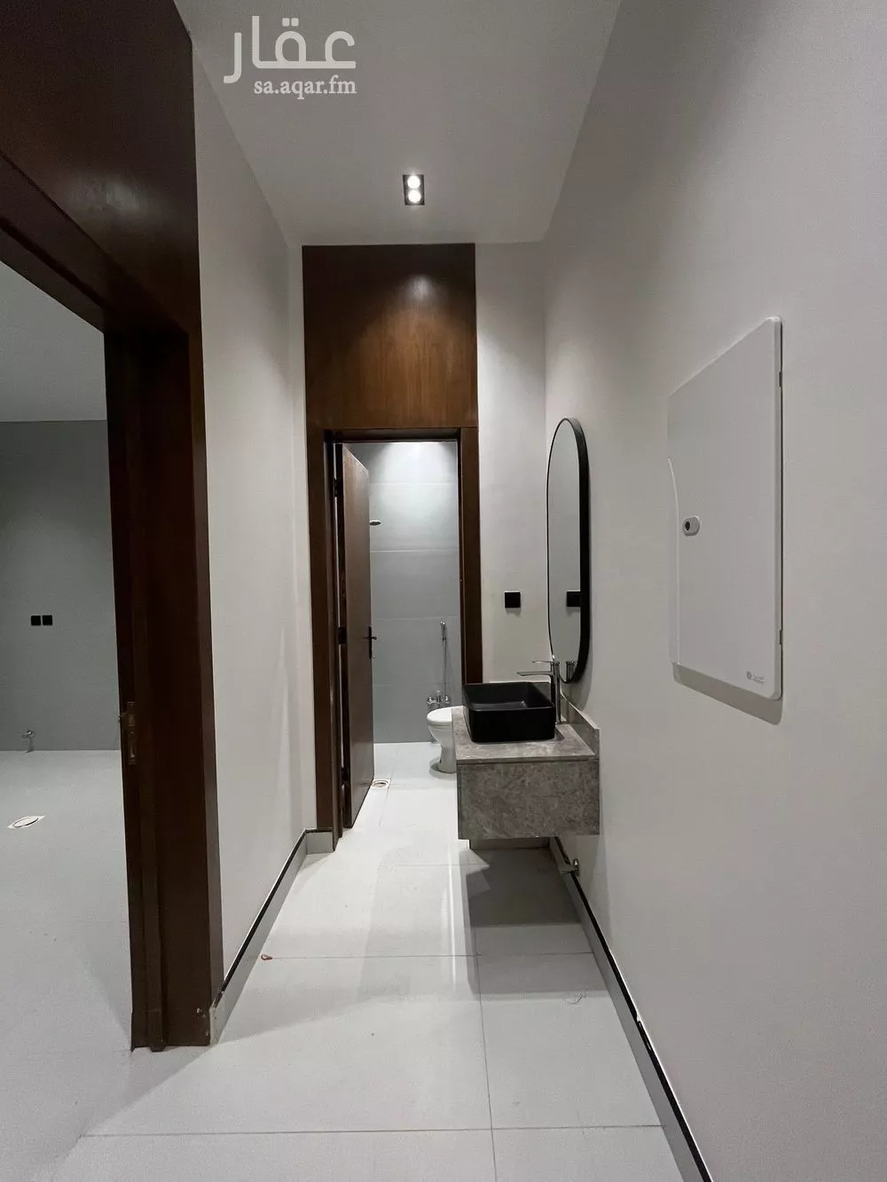 4 bedroom villa in Al Janadriyah 13
