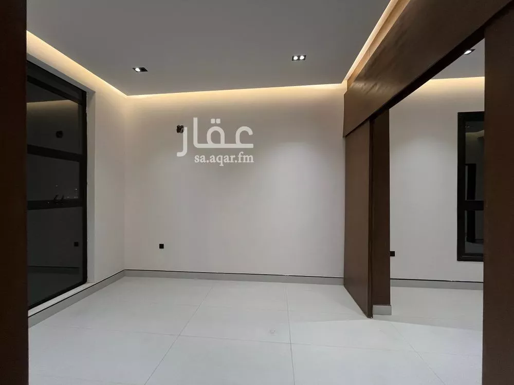 4 bedroom villa in Al Janadriyah 29