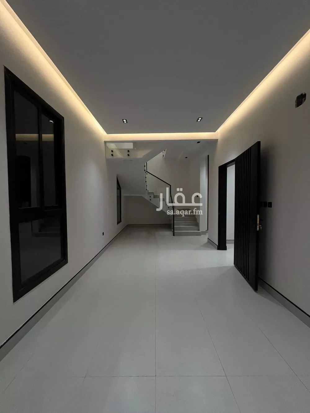 4 bedroom villa in Al Janadriyah 30