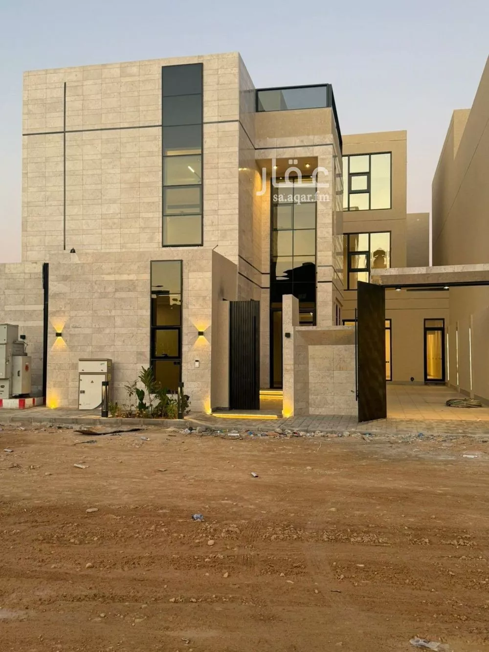 8 bedroom villa in Al Mahdiyyah 2