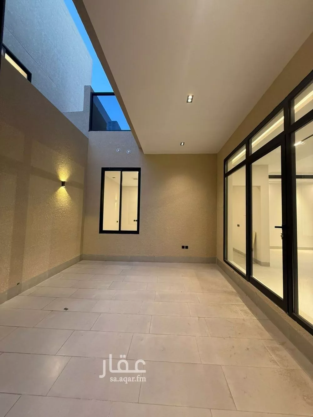8 bedroom villa in Al Mahdiyyah 9