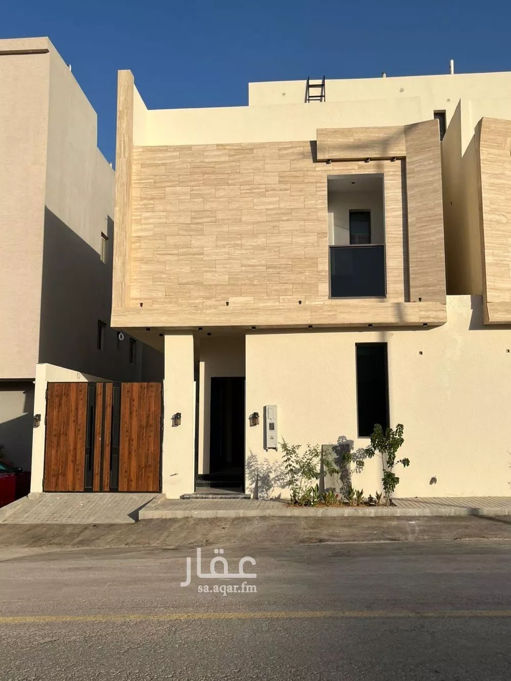 6 bedroom villa in Al Mahdiyyah 3