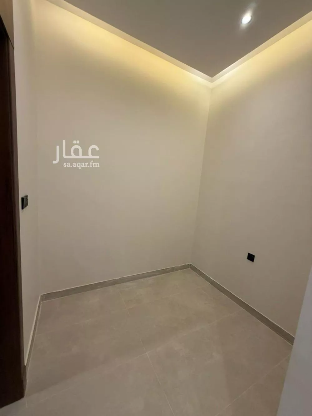 فيلا 8 غرف في المهدية 12