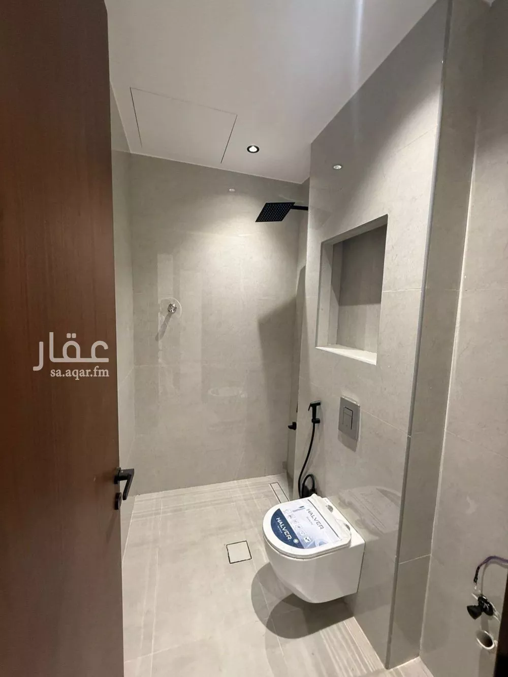 فيلا 6 غرف في المهدية 4