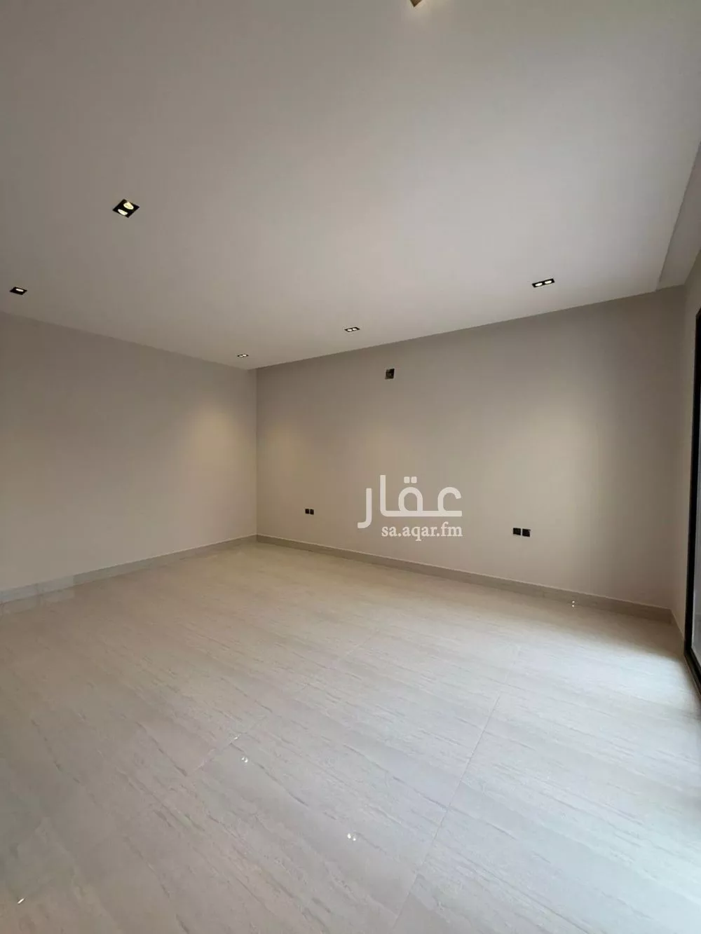 فيلا 7 غرف في المهدية 8