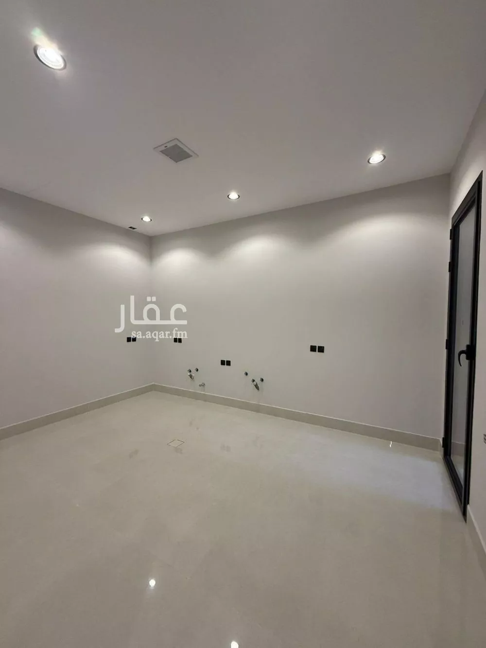 8 bedroom villa in Al Mahdiyyah 12
