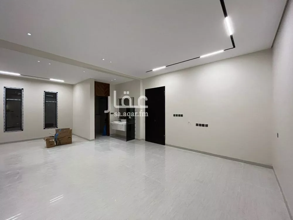 5 bedroom villa in Al Mahdiyyah 18