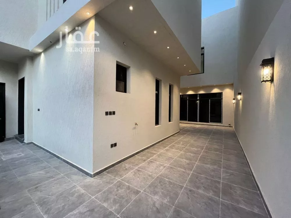 5 bedroom villa in Al Mahdiyyah 22