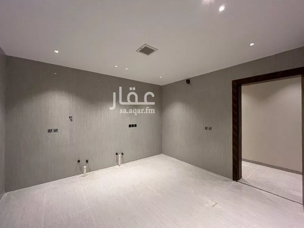5 bedroom villa in Al Mahdiyyah 25