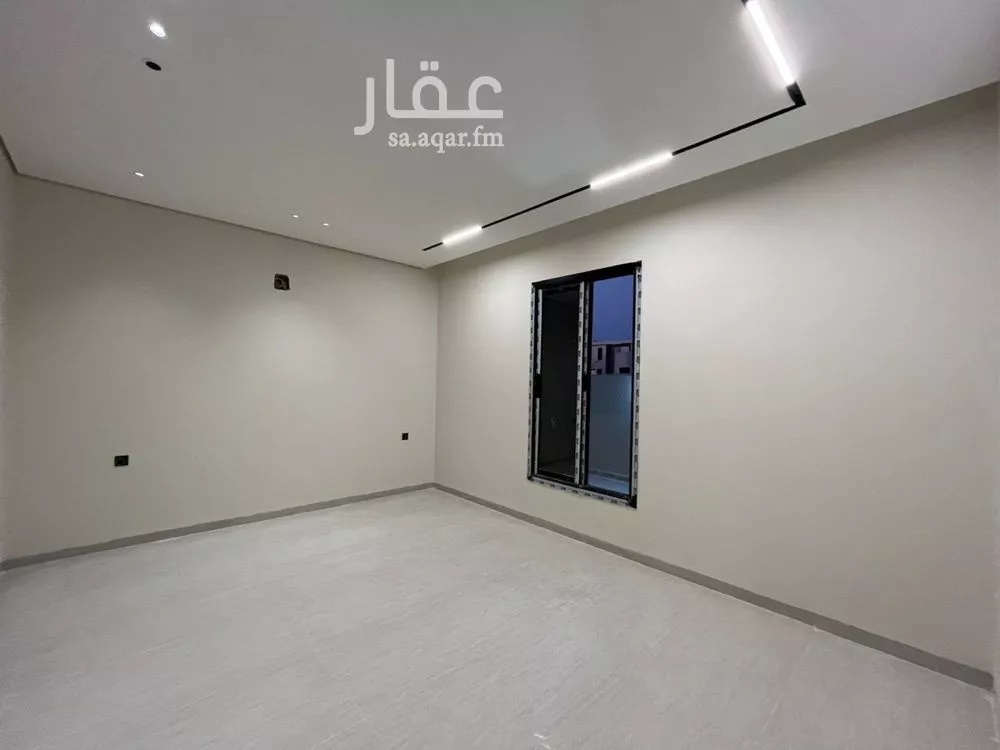 5 bedroom villa in Al Mahdiyyah 6