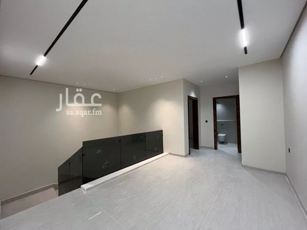 5 bedroom villa in Al Mahdiyyah 9
