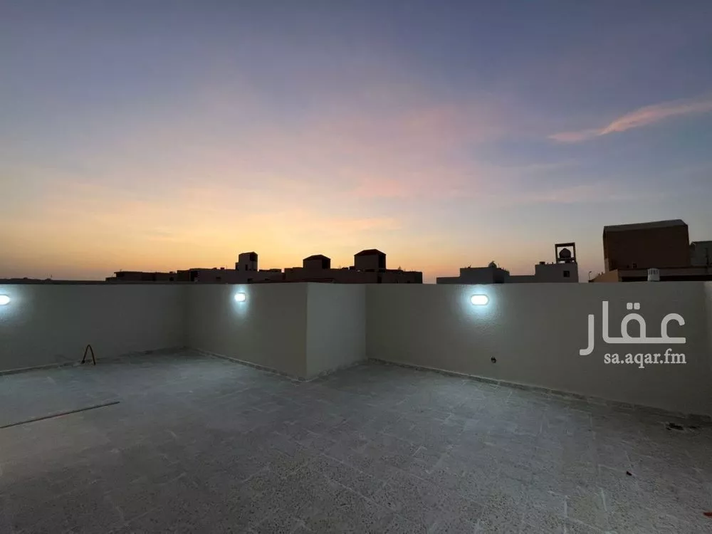 5 bedroom villa in Al Mahdiyyah 10