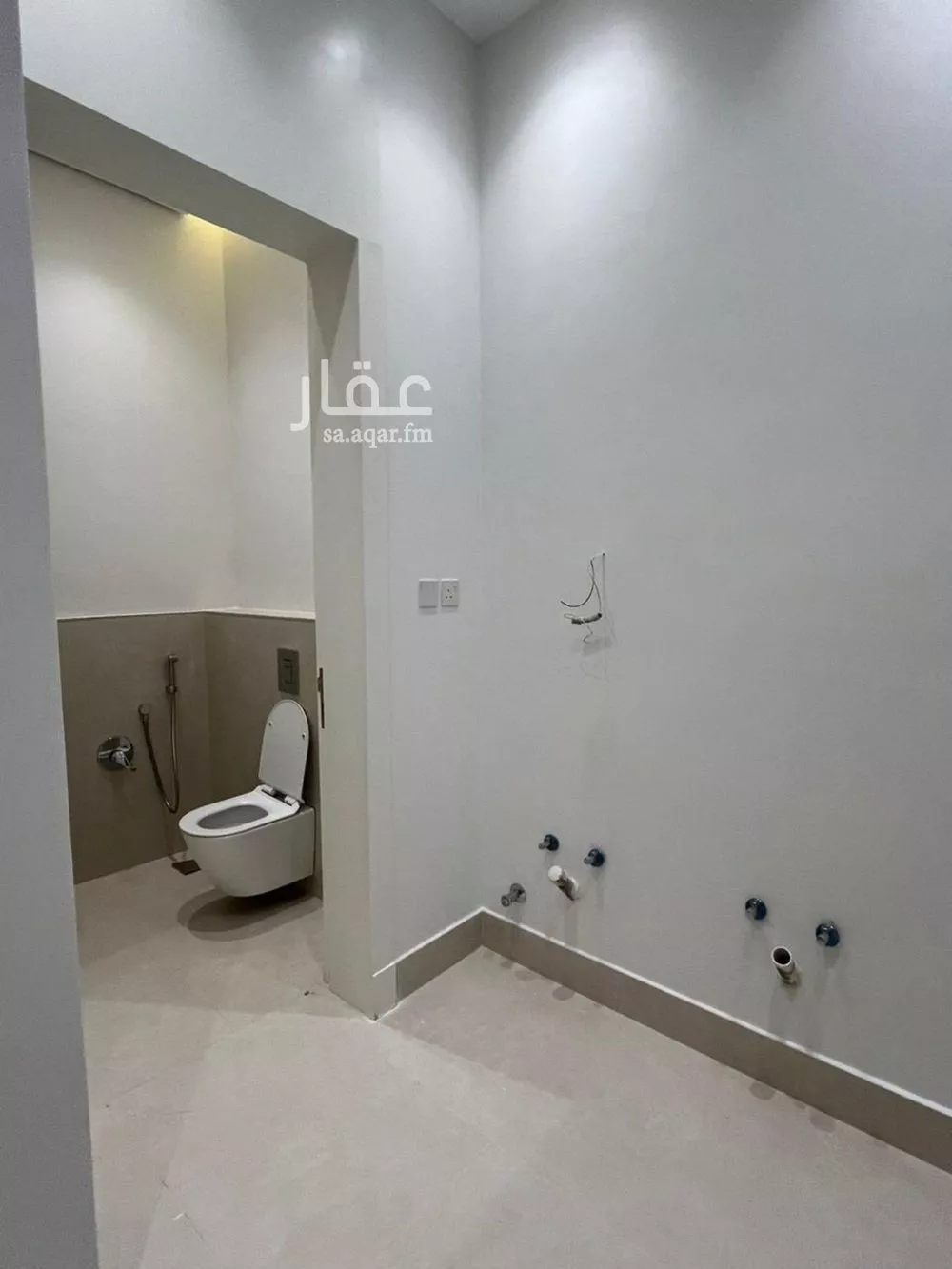 فيلا 6 غرف في المهدية 10