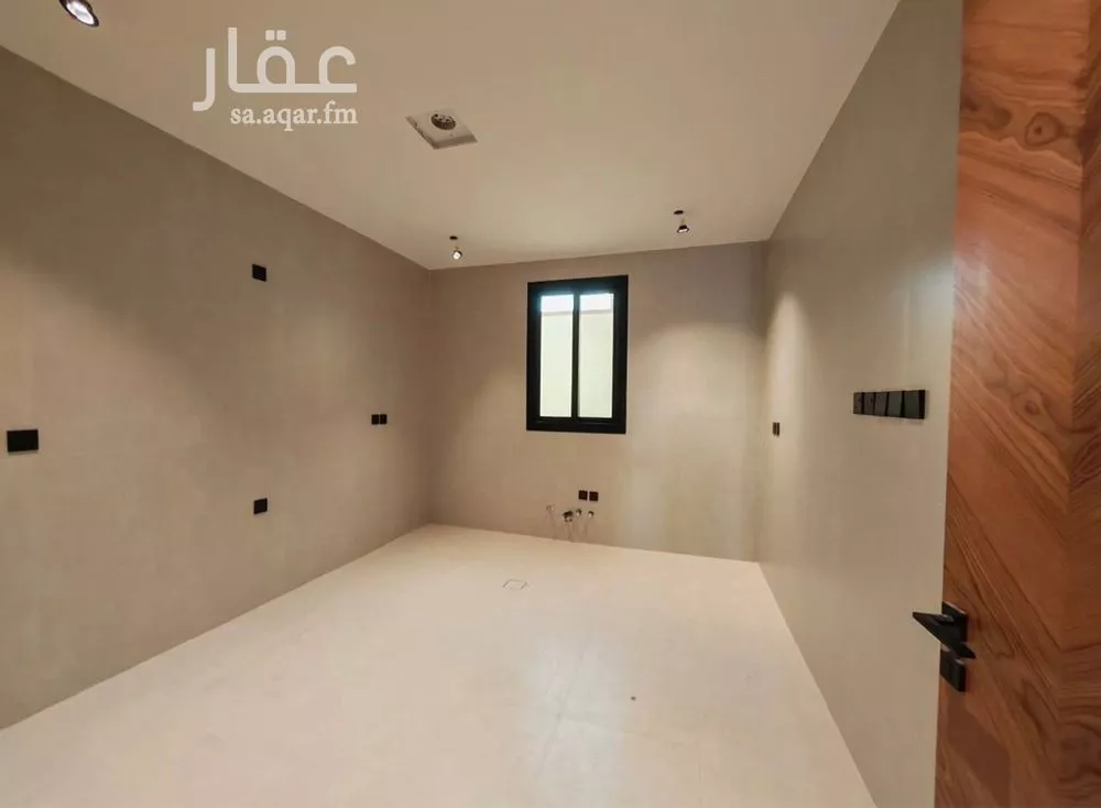 فيلا 4 غرف في العارض 20