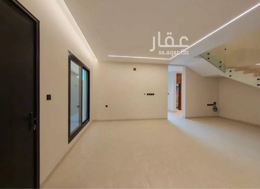 فيلا 4 غرف في العارض 27