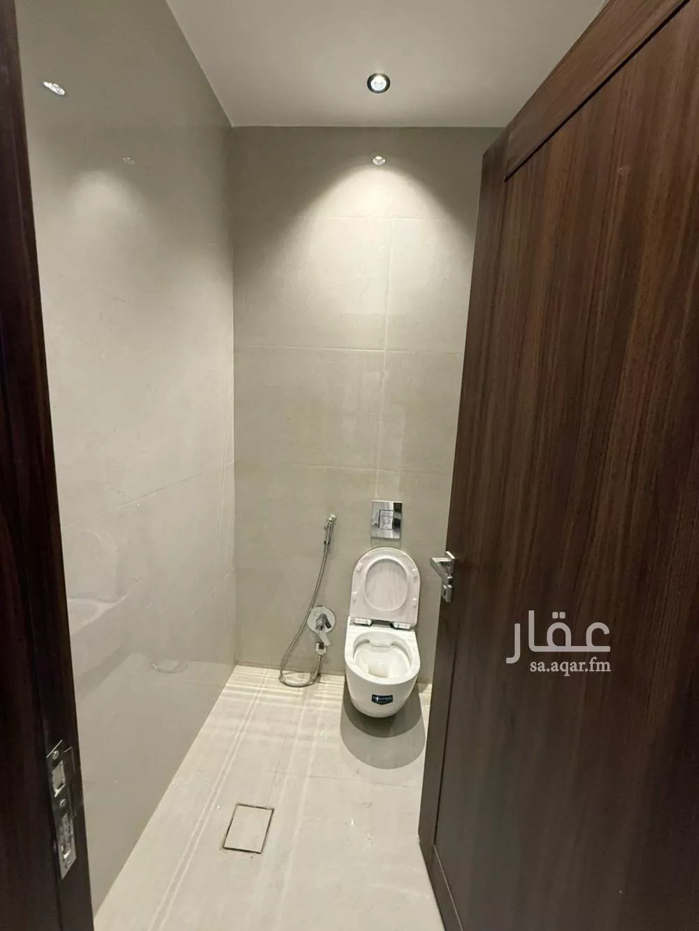 فيلا 8 غرف في المهدية 22