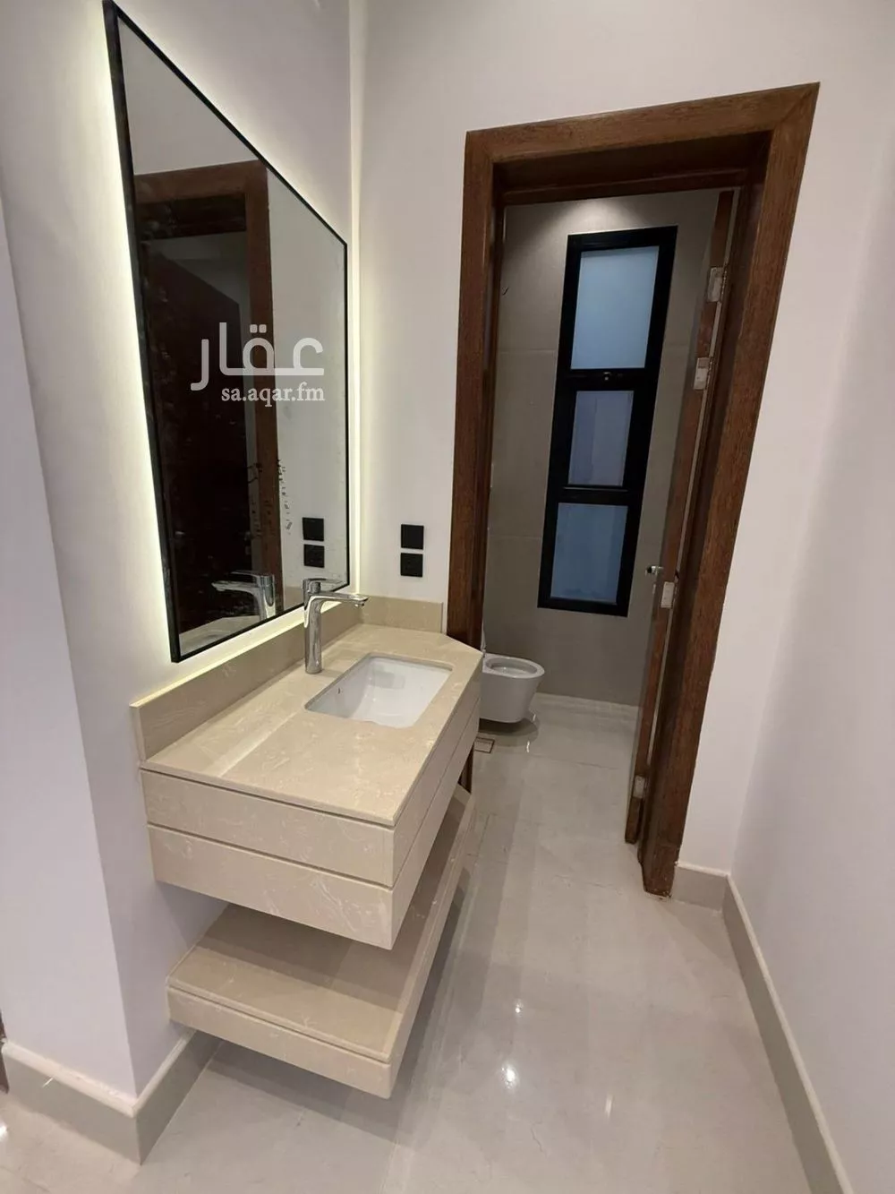 فيلا 7 غرف في المهدية 12