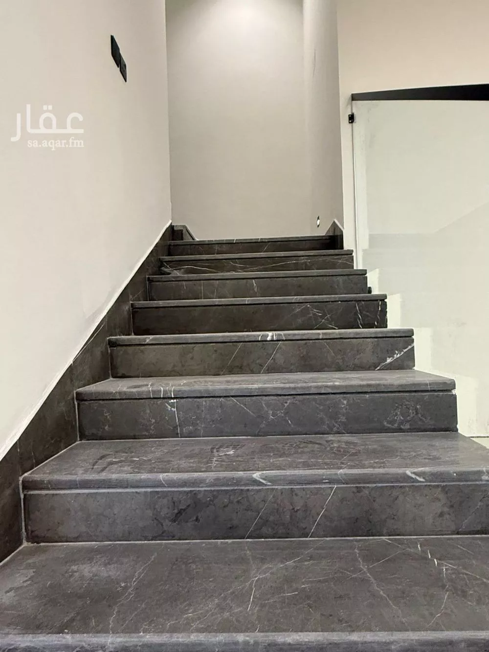 فيلا 8 غرف في المهدية 21