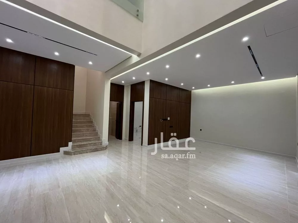 5 bedroom villa in Al Mahdiyyah 11