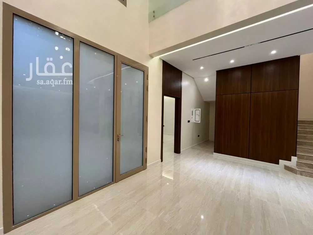 5 bedroom villa in Al Mahdiyyah 20
