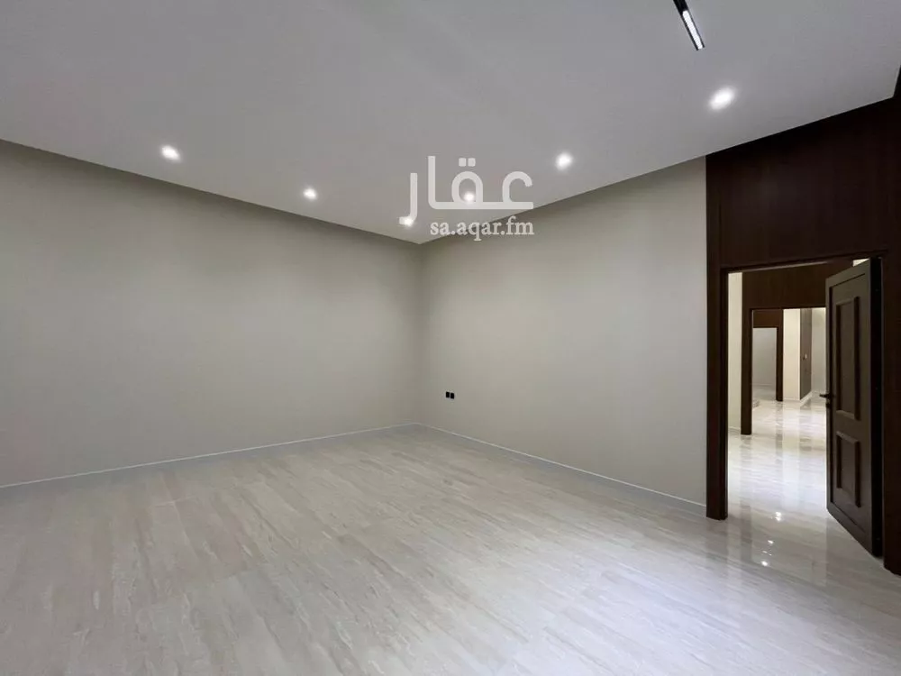 5 bedroom villa in Al Mahdiyyah 26