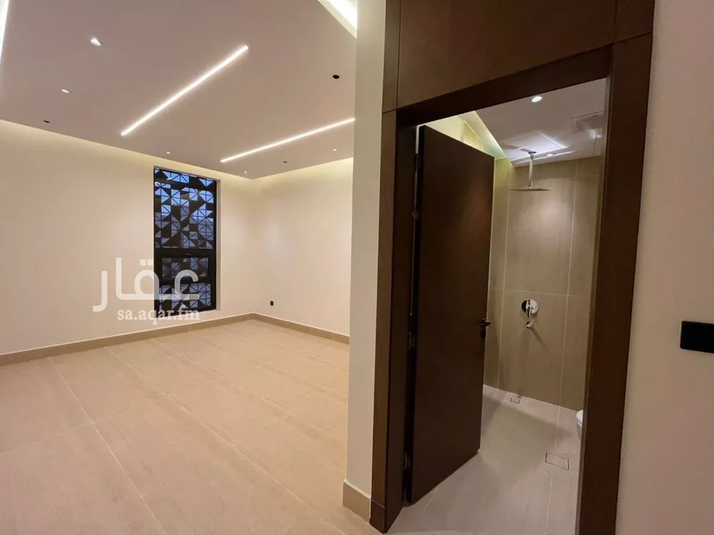 4 bedroom villa in Al Mahdiyyah 12