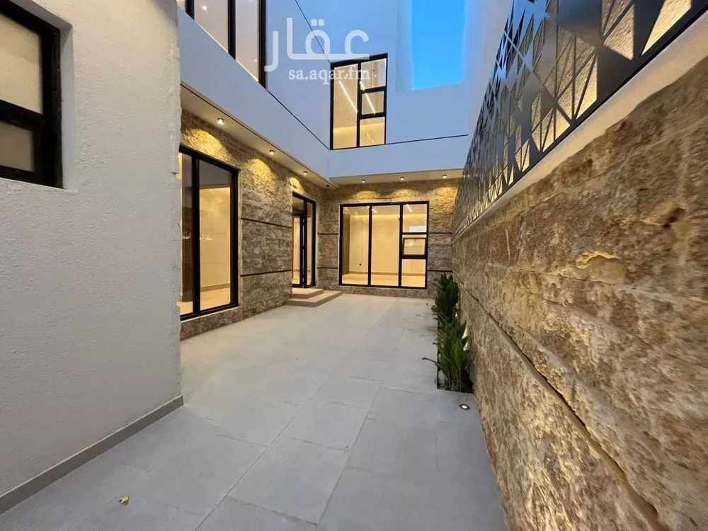 4 bedroom villa in Al Mahdiyyah 6
