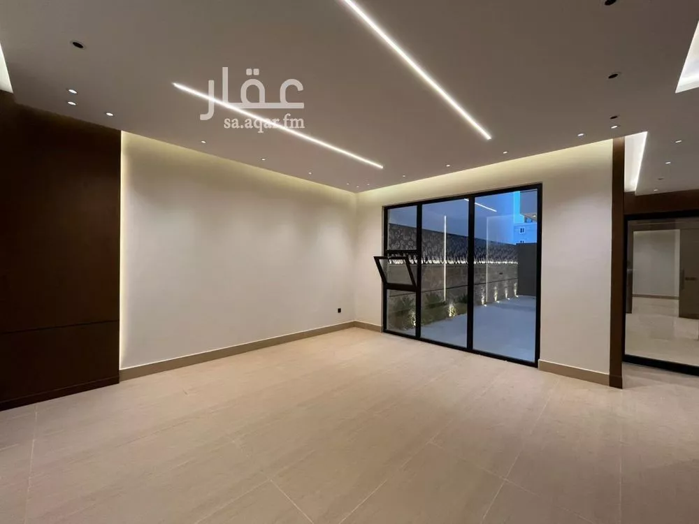 4 bedroom villa in Al Mahdiyyah 8