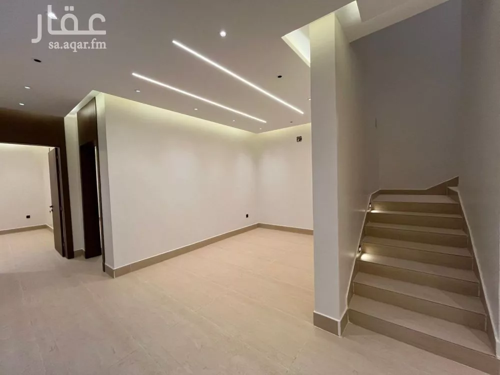 4 bedroom villa in Al Mahdiyyah 10