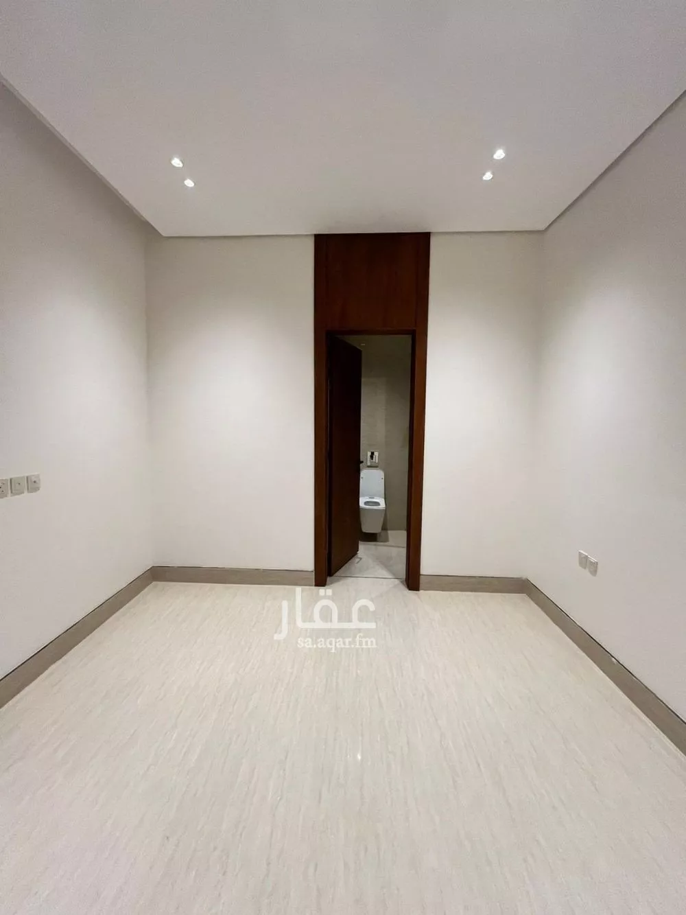 6 bedroom villa in Al Mahdiyyah 25