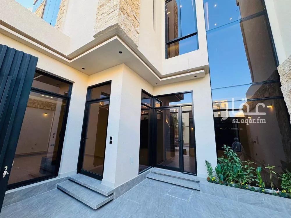 4 bedroom villa in Al Narjis 2