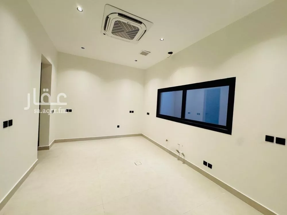 4 bedroom villa in Al Narjis 11