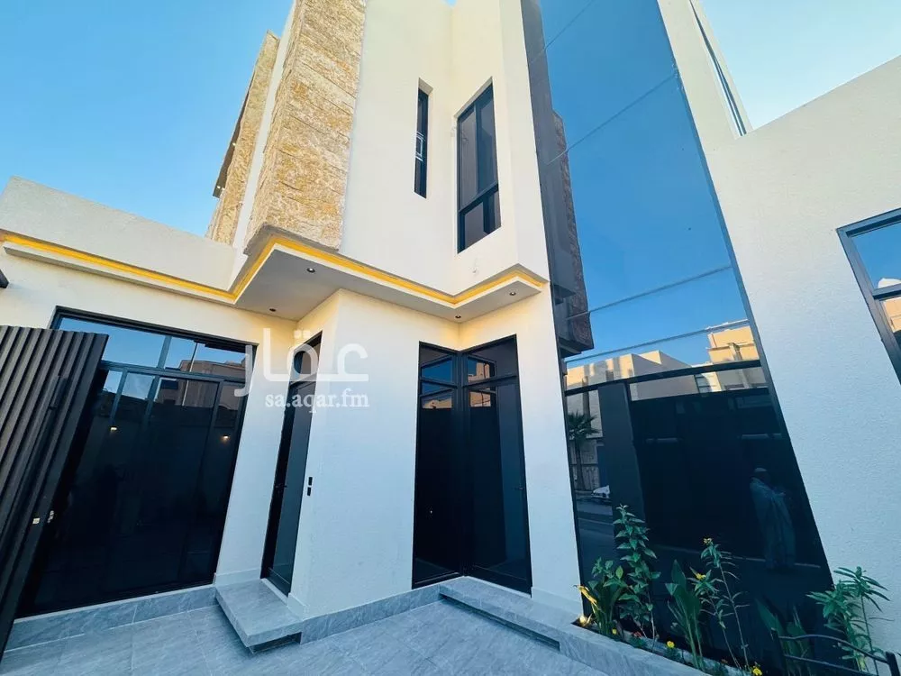 4 bedroom villa in Al Narjis 15