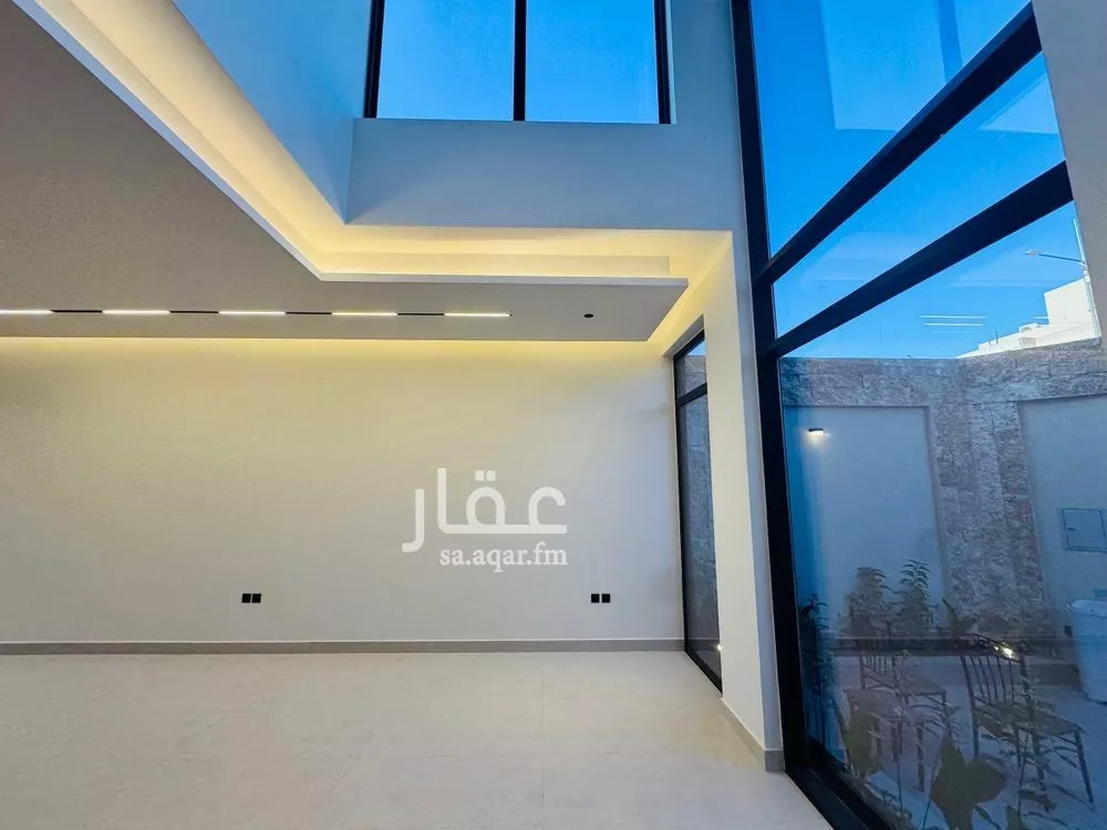 4 bedroom villa in Al Narjis 16