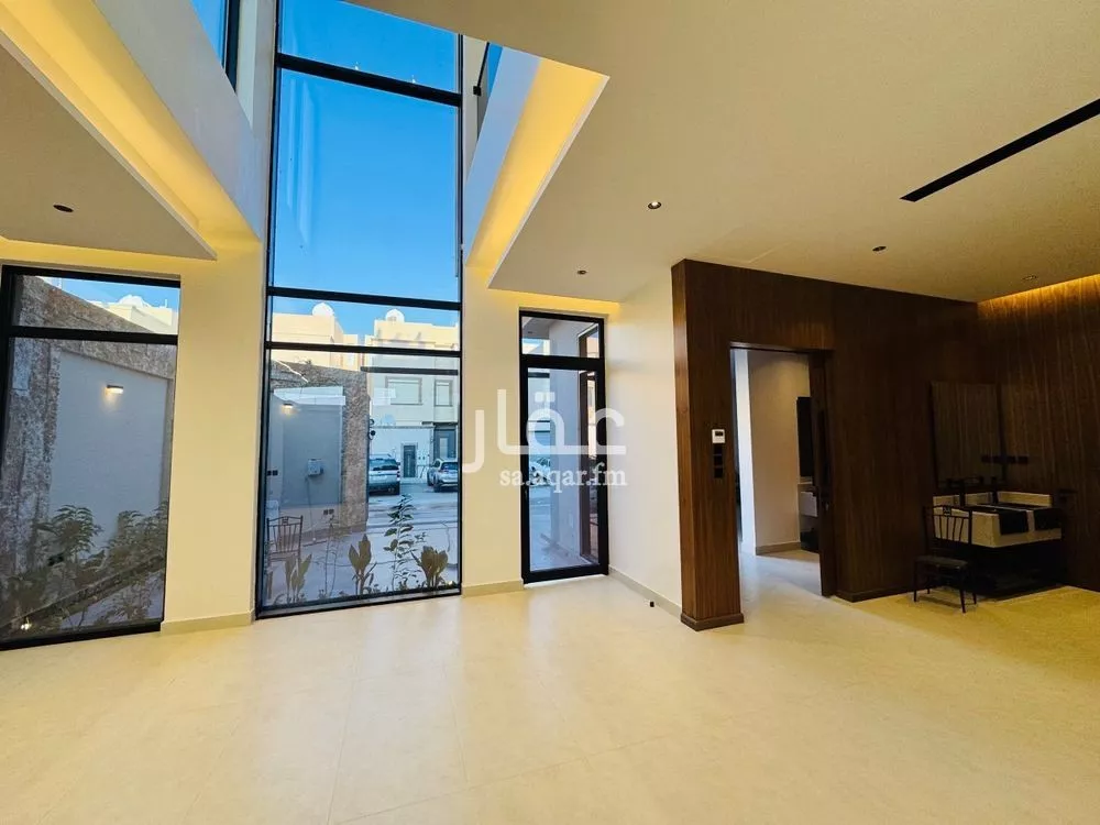 4 bedroom villa in Al Narjis 19