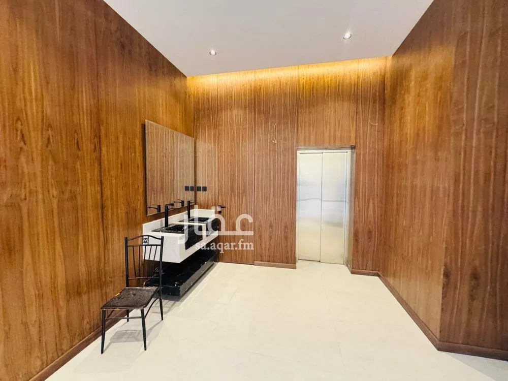 4 bedroom villa in Al Narjis 6