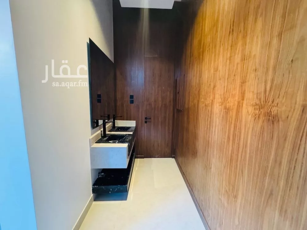 4 bedroom villa in Al Narjis 9