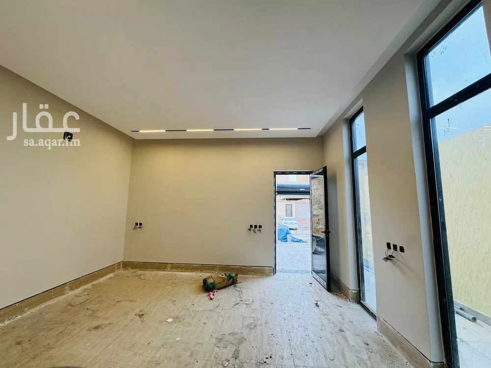 3 bedroom villa in Al Aridh 12