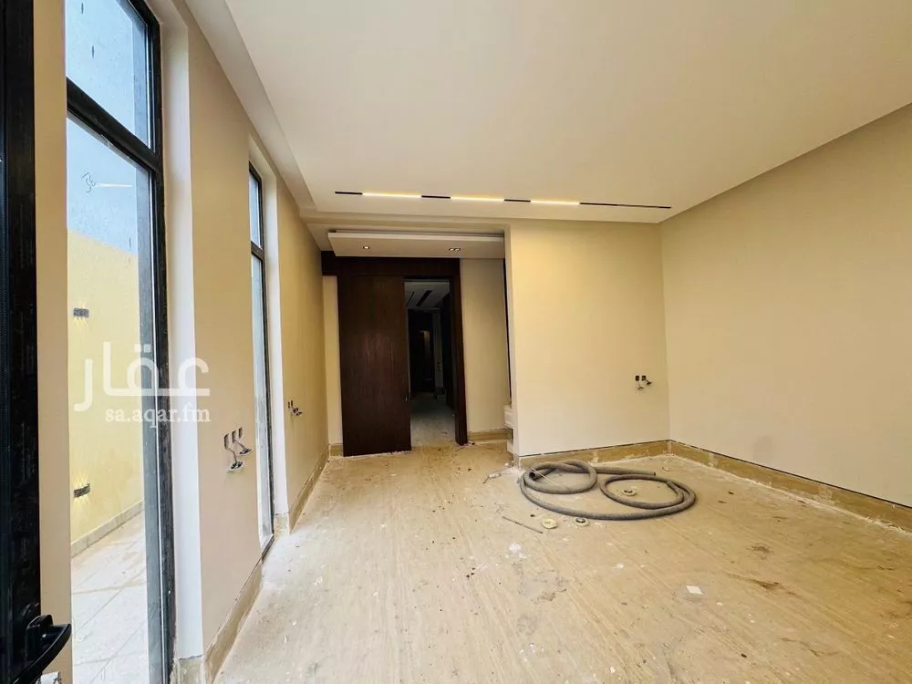 3 bedroom villa in Al Aridh 21