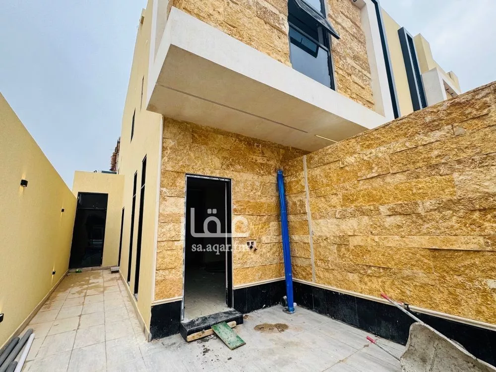 3 bedroom villa in Al Aridh 24