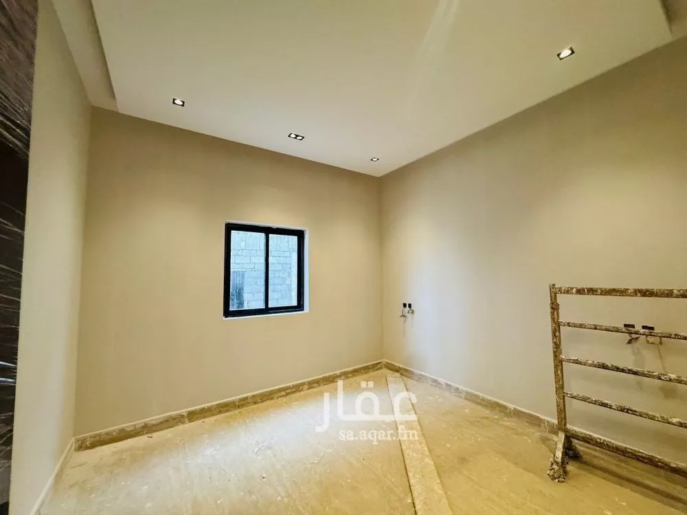 3 bedroom villa in Al Aridh 8