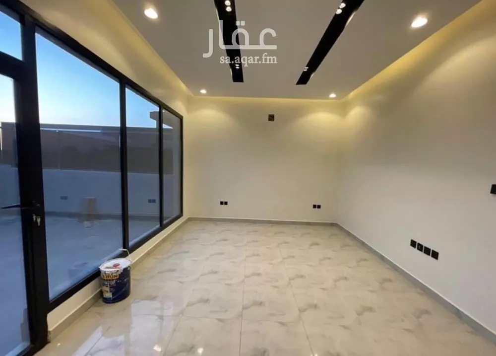 فيلا 4 غرف في العارض 28