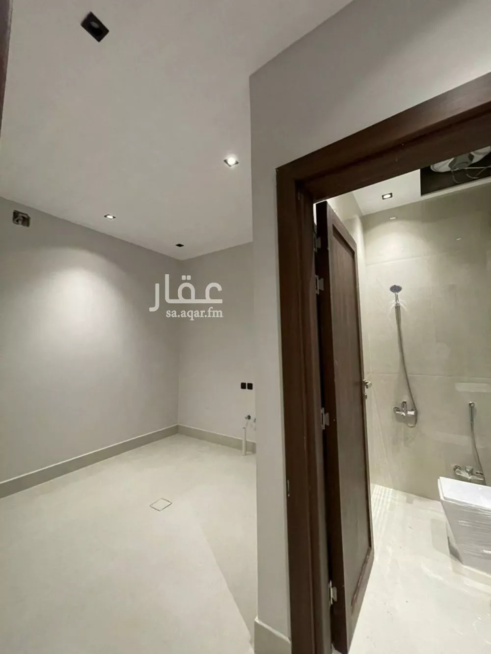 8 bedroom villa in Al Mahdiyyah 17