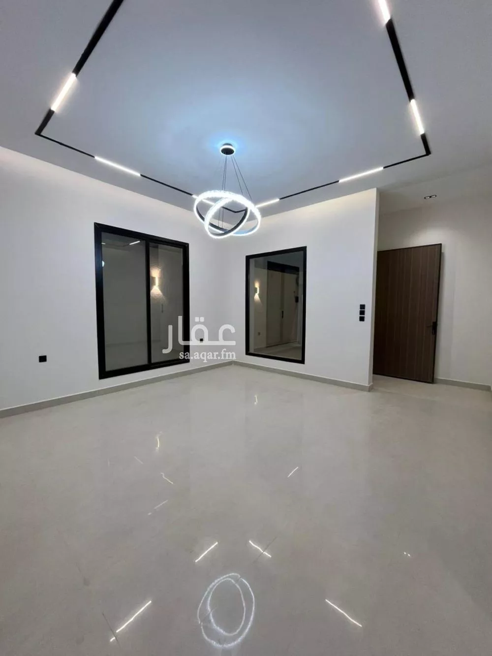 5 bedroom villa in Al Janadriyah 11
